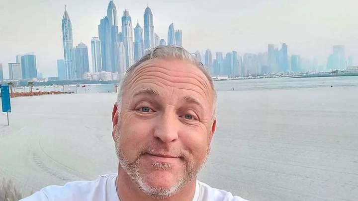 Gordon aangehouden in Dubai: ‘Aangifte tegen hem gedaan en paspoort afgepakt!’